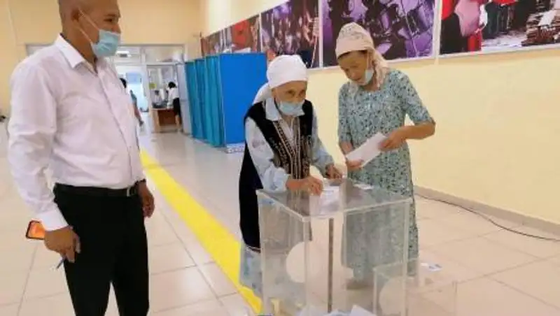 В ЗКО наблюдается высокая явка на избирательных участках