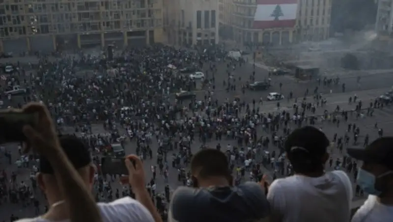 Ливанские военные открыли огонь для разгона протестующих