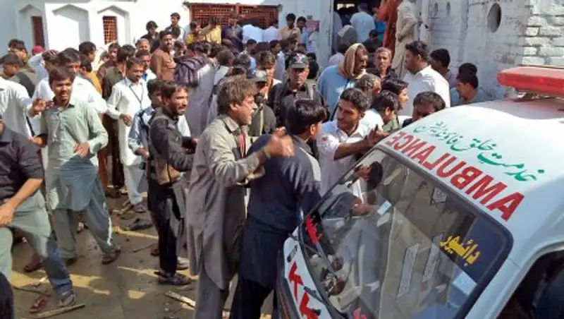 Число жертв взрыва в Пакистане возросло до 25