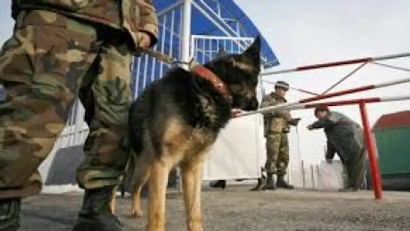 Киргизский пограничник погиб при атаке неизвестных на заставу на границе с Таджикистаном