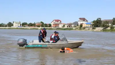 Казахстан, купание, безопасность, МЧС, фото - Новости Zakon.kz от 30.06.2022 13:11