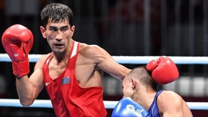 Асланбек Шымбергенов вышел в полуфинал чемпионата мира по боксу