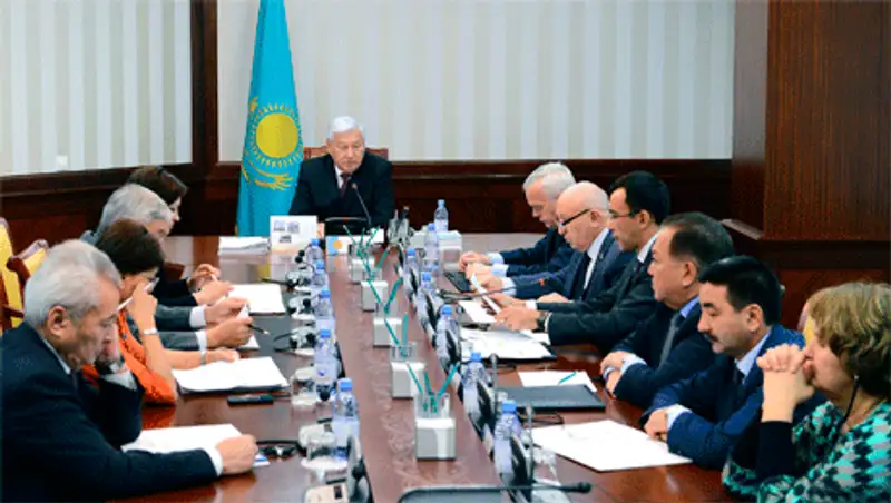 На Бюро Мажилиса определены вопросы предстоящей пленарки