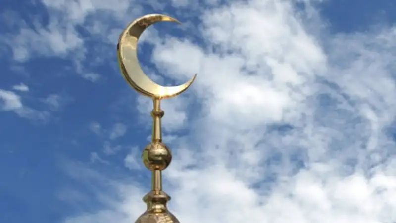 Казахские «халяль парни» стали предлагать «временный никах»