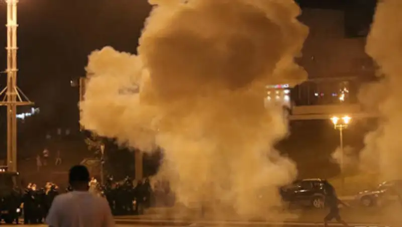 Один человек погиб во время протестов в Минске - МВД