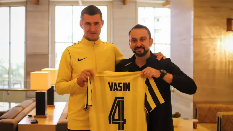 Экс-футболист сборной России перешел в алматинский «Кайрат»