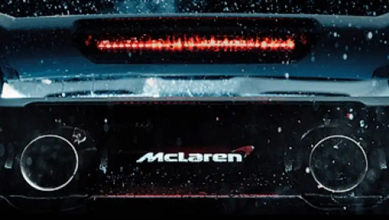 McLaren дал послушать мотор 675-сильного суперкара