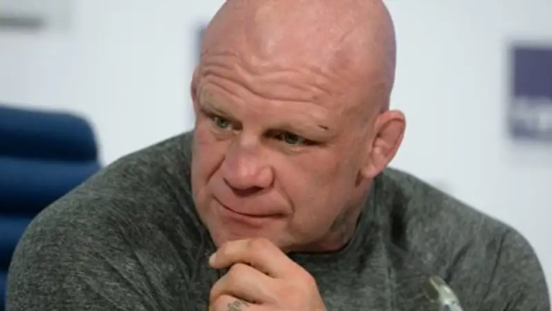 Боец Монсон рассказал о планах стать депутатом Госдумы