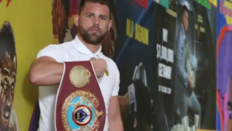 Стало известно, какой гонорар хотел Сондерс за бой с Головкиным