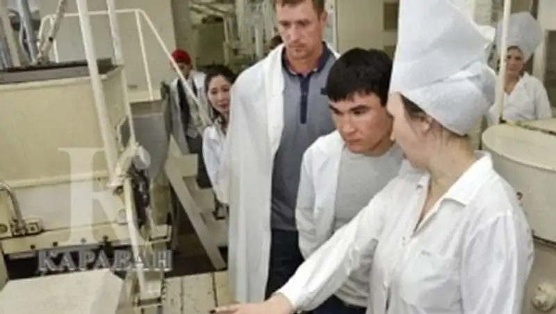 Серик Сапиев стал брендом Карагандинской кондитерской фабрики