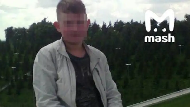 Опубликовано видеобращение подростка перед его нападением на полицейского в Татарстане