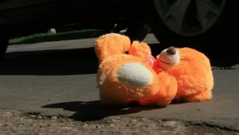 Мужчина на экскаваторе задавил насмерть свою дочь в Алматы