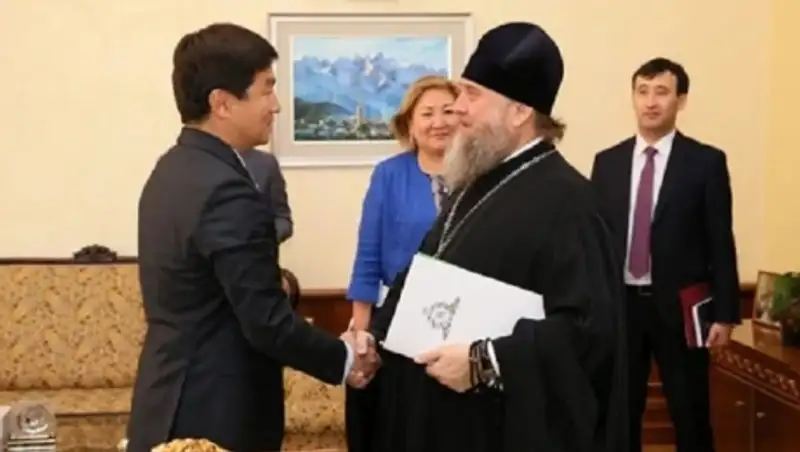 Аким Алматы встретился с митрополитом Астанайским и Казахстанским Александром 