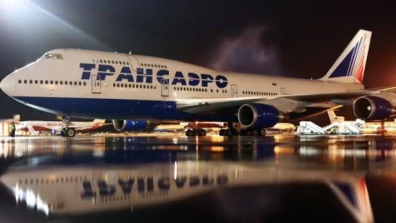 Из-за долгов компании «Трансаэро» на несколько часов задерживается рейс Актау-Москва