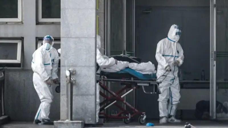 Число жертв коронавируса в Китае выросло до 425 человек