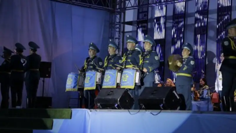 В Атырау прошел концерт Президентского оркестра службы государственной охраны РК