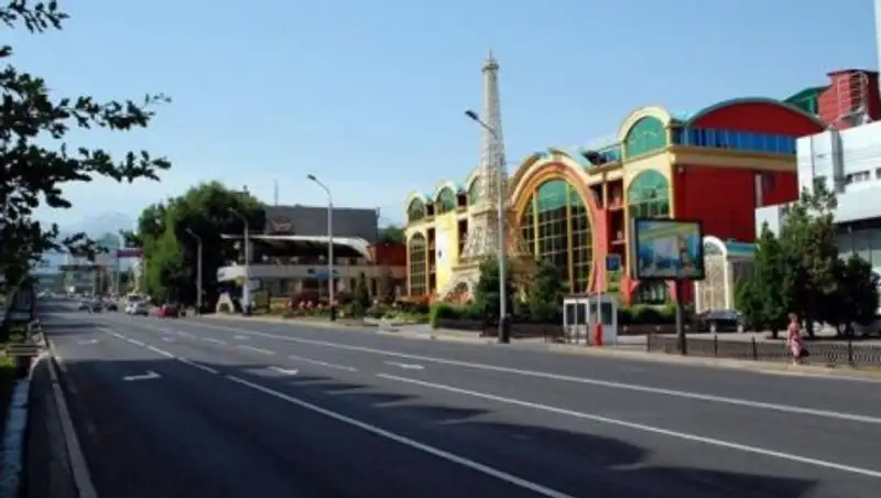 Вдоль проспекта Назарбаева в Алматы построят скверы и аллеи