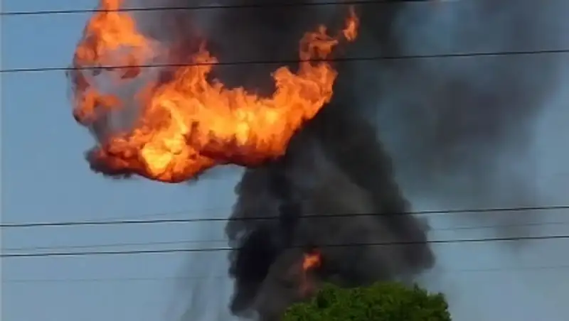 Взрыв на АЗС в Гане унес жизни почти 100 человек