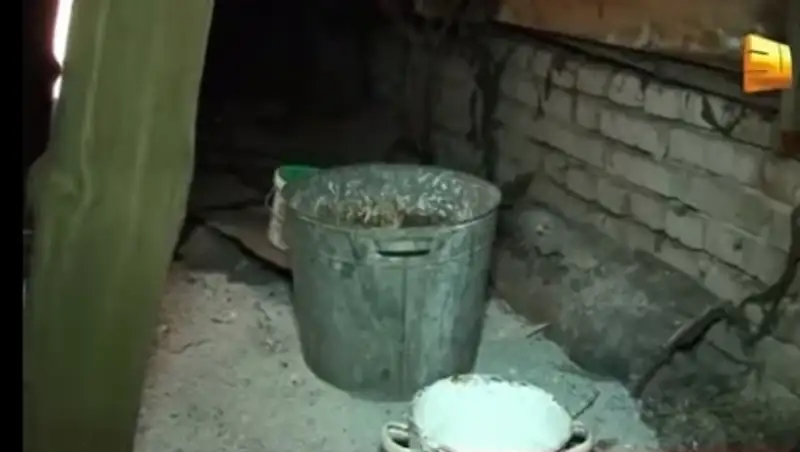 В Усть-Каменогорске в доме, отремонтированном по госпрограмме, протекает крыша