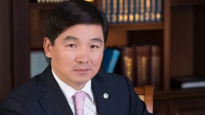 Байбек поговорит с алматинцами в прямом эфире