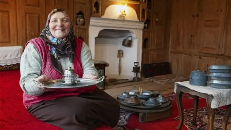 В Турции начнут платить бабушкам за заботу о внуках