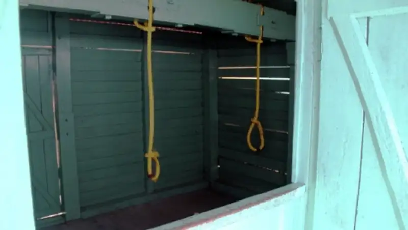 Юнкер: Венгрию исключат из ЕС в случае возвращения смертной казни