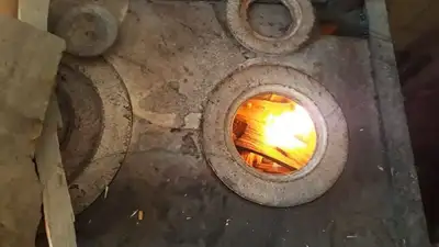 Куда используют частные хозяйства, скопившиеся за зиму золу и шлак , фото - Новости Zakon.kz от 29.11.2022 12:04