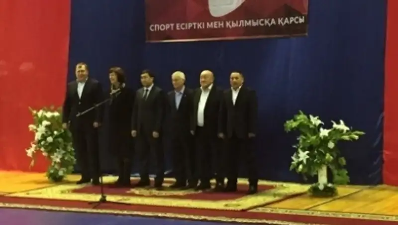 В Караганде прошел республиканский турнир по борьбе 