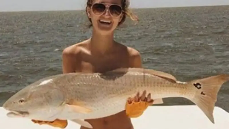 Рыбы-лифчики стали главным модным трендом в Instagram