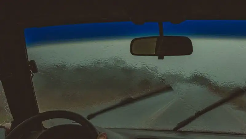 Нетрезвый водитель сбил девушку и скрылся с места ДТП