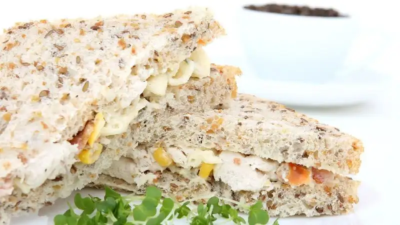 Диетолог дала рекомендации по питанию для офисных сотрудников