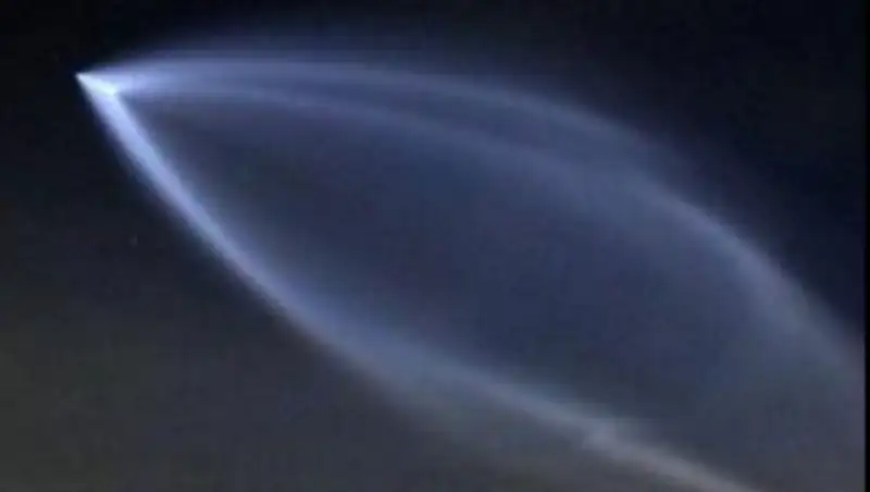 Американцы приняли свечение от ракеты за НЛО