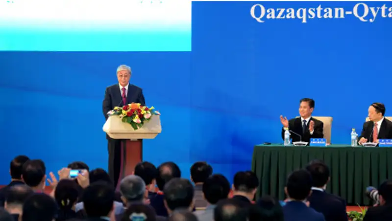 Токаев призвал китайских бизнесменов быть активнее