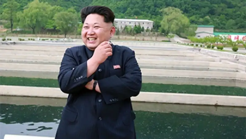 Ким Чен Ына уличили в использовании MacBook