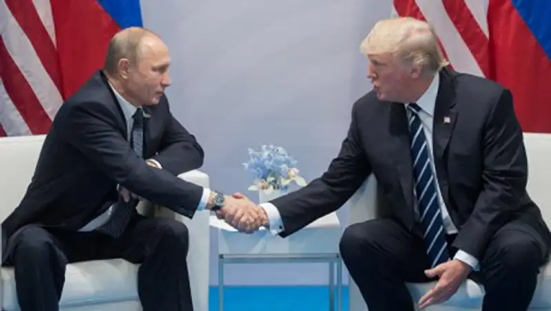 Путин и Трамп опоздали на встречу друг с другом