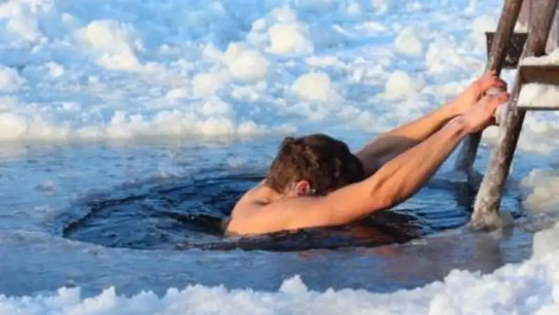 19 прорубей оборудуют в Актюбинской области для крещенских купаний