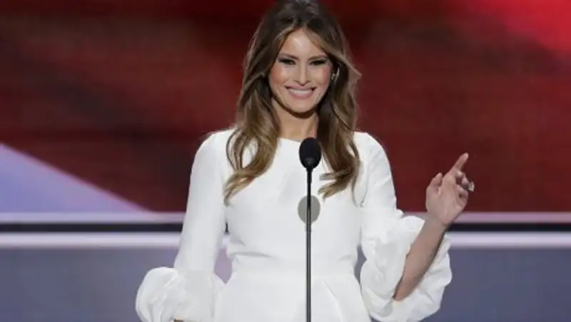 Блогер извинился за слухи о работе Меланьи Трамп в эскорте