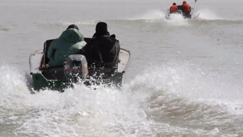 В Атырауской области задержан рыбак с 45 сетями в лодке