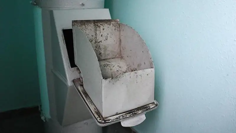 В Москве роженица выкинула младенца в мусоропровод