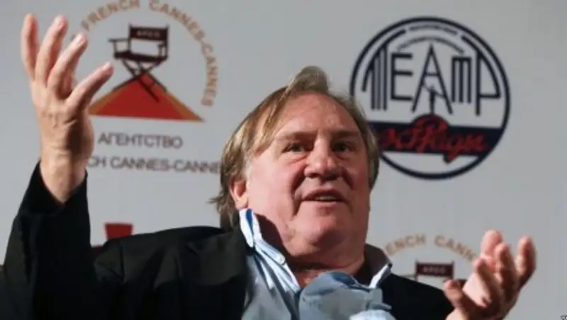 Жерар Депардье оформляет прописку в Новосибирске