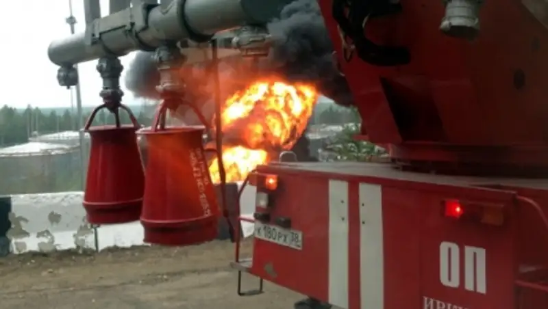 Взрыв на иркутском НПЗ: один погибший, четверо пострадавших