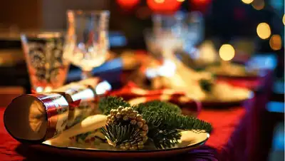 стол, фото - Новости Zakon.kz от 31.12.2021 06:13