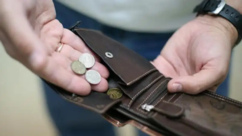 Работники вагоностроительной компании полгода не могут получить зарплату