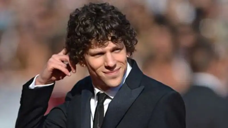 Нового Лекса Лютора сделали похожим на Курта Кобейна