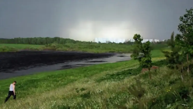 Дожди и ветер ожидаются в Казахстане во вторник