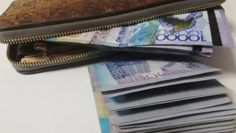 14 млрд тенге получили медработники в Алматы