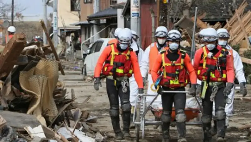 В результате оползней в Японии погибли два человека