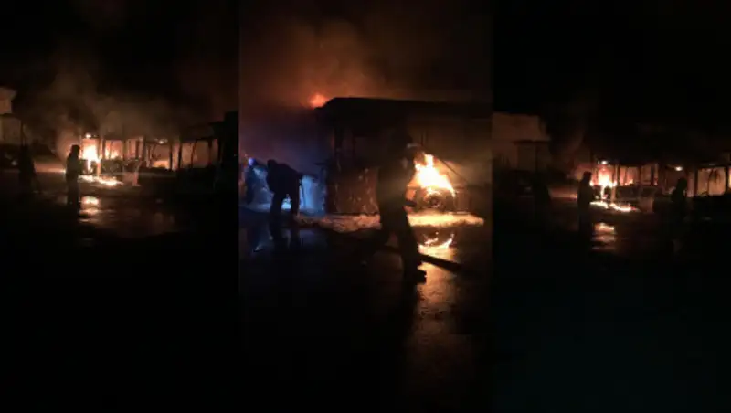 В Рудном сгорели 10 пассажирских автобусов
