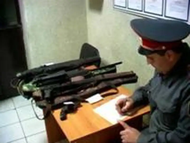 Североказахстанские полицейские за первый день операции «Правопорядок» изъяли 11 единиц огнестрельного оружия, фото - Новости Zakon.kz от 09.12.2011 16:10