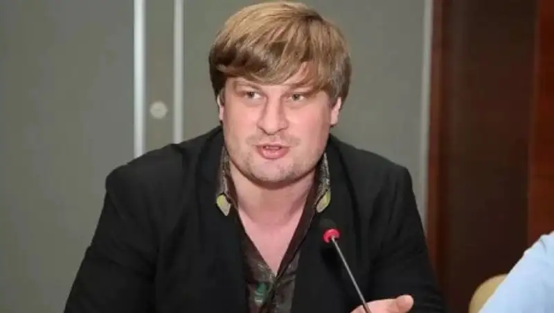 Казахстану необходимы досрочные выборы- эксперт